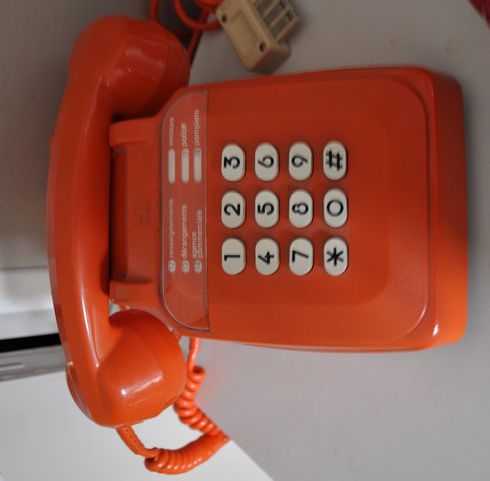 telephone 0243