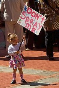 little-girl-spray.jpg
