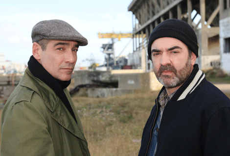 Deux-flics-sur-les-docks-la-nouvelle-serie-de-France-2-arri.gif
