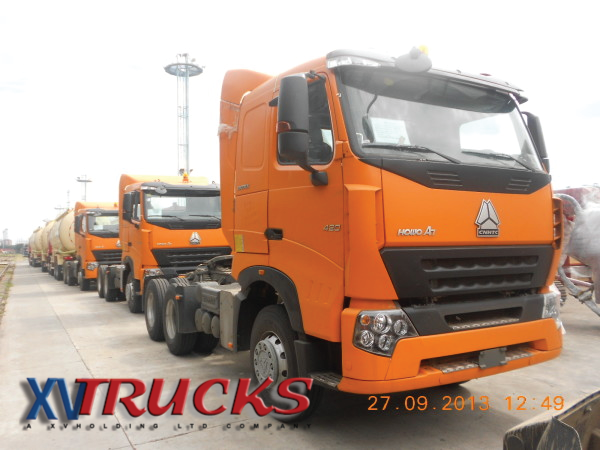 Китай тракторы грузовики  HOWO  A7 6x4