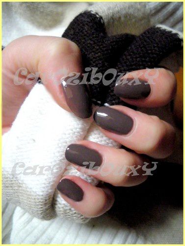 swatch-verni-you-don-t-know-jacques-taupe-marron-de-opi.JPG