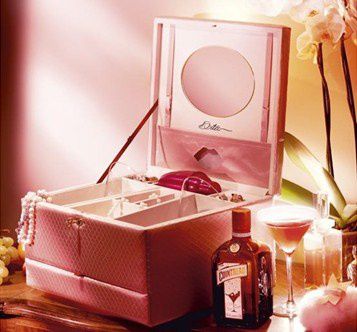 la fois raffiné et élégant « My private Cointreau Coffret » est