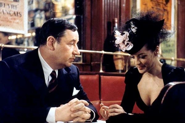 Le-vieux-fusil-Philippe-noiret-Romy-Schneider.jpg