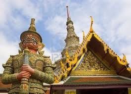 Golden statues et d'architecture au Grand Palais de Bangkok