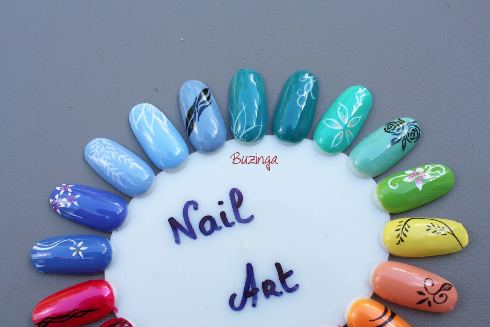 Photos ongles Onglier - Nail art aux couleurs d'Été - Buzinga