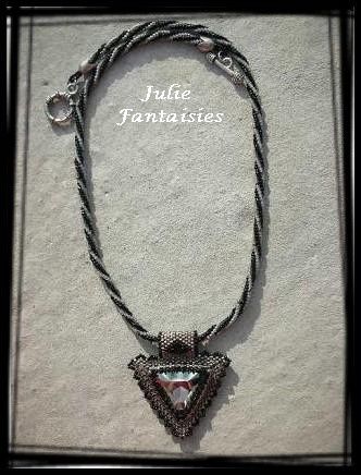AC-28-Collier-Aswan-noir---black-diamond.JPG