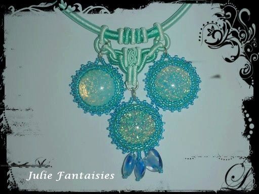 C-19-collier-chinois-bleu.jpg