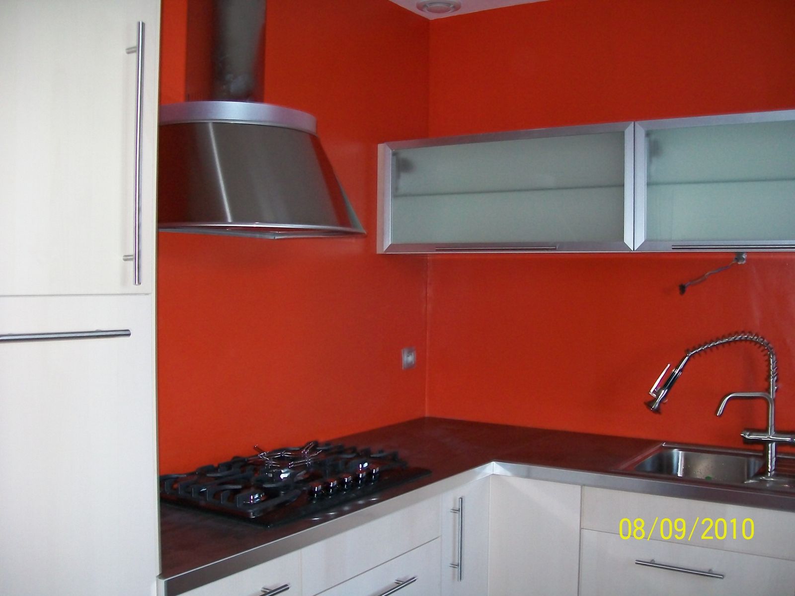 Credence cuisine orange: verre laque.com analyse du site woorank.com.