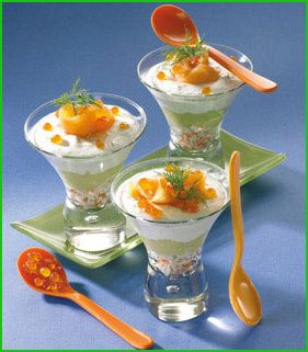 Idée entrée de Réveillon 4 , Mousse d\u0027avocat crème et saumon , repas de noël.