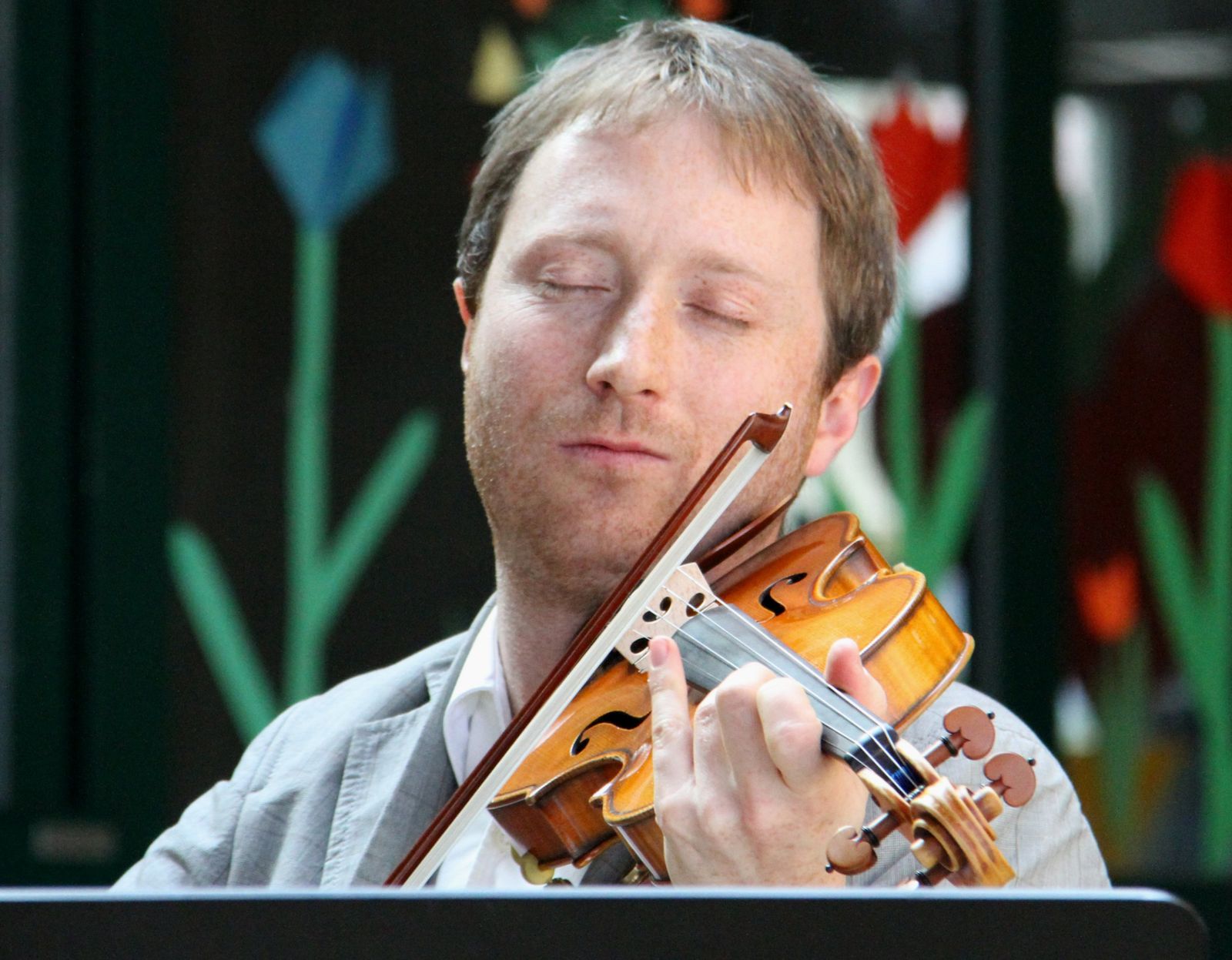 Andreas Franzky (Cello), Eva Passas und Rainer Nürnberger (Violine), ...