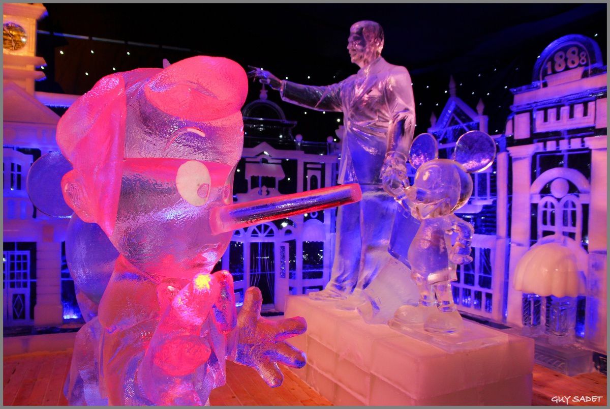 Festival de sculptures sur glace à Bruges 2011: Tout l'univers magique de  Disneyland®Paris - Le blog de nature-ailes.over-blog.com