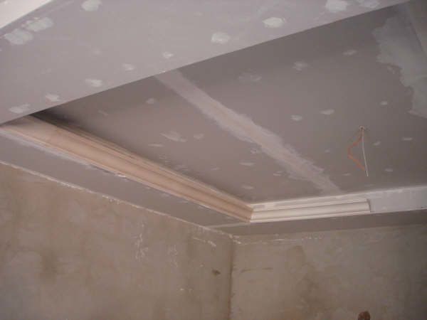Faux plafond en placoplatre ba13 décoré le blog de fauplaf.over ... Corniche plafond décor