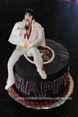 coolest-elvis-birthday-cake-5-21342460