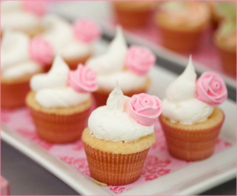 gorgeouspinkdessertbuffet_17-hostessblog.jpg
