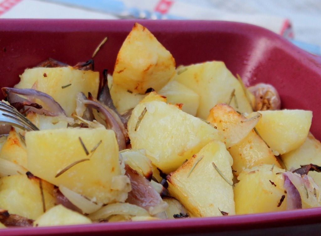 Pommes de terre rôties aux oignons rouges - Les Joyaux de Sherazade