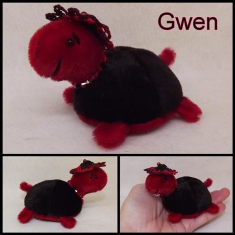 gwen (Small)