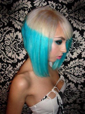 Blond-and-Blue-Emo-Hair-1-.jpg