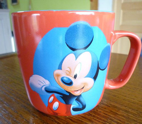 tasse-Mickey-rouge.jpg