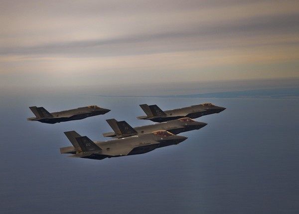 u s f 35 chief wants lead firms to shrink program staff rp defense