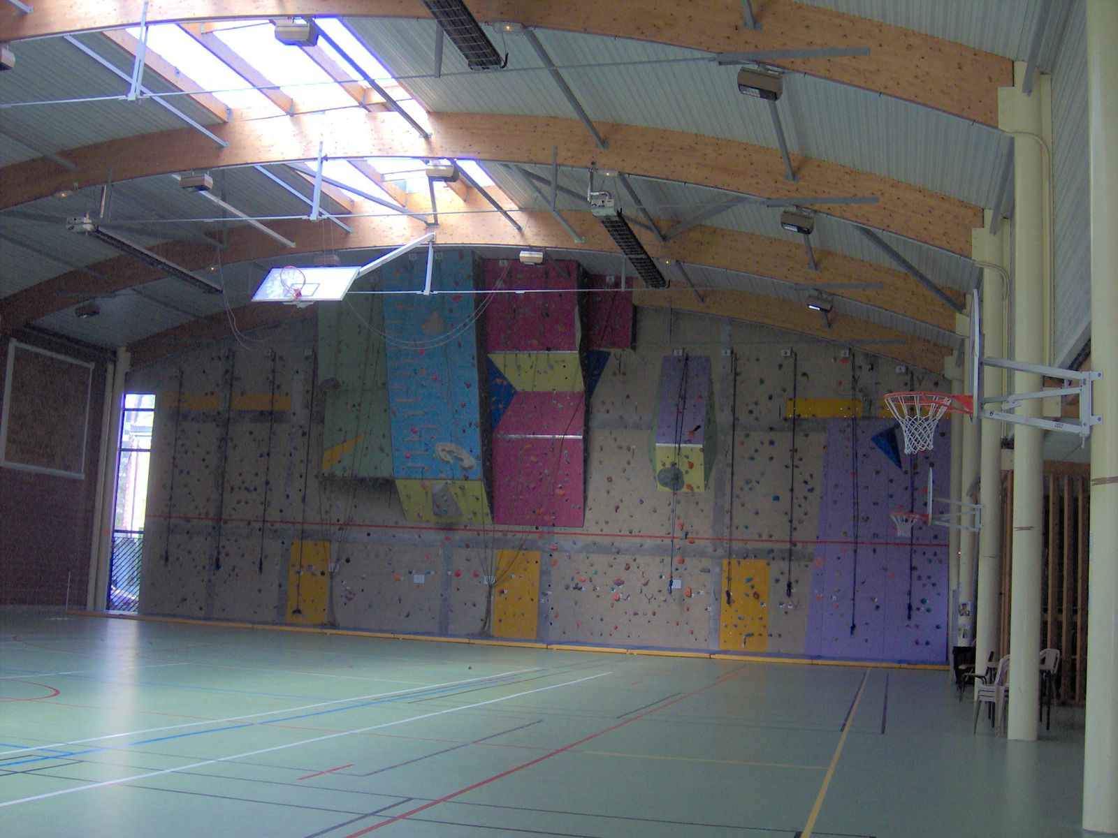Salle de Sport Bernard Georges - St Vaast - Collège.