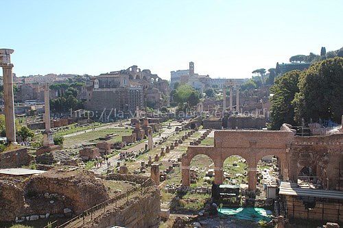 forum-romain.jpg