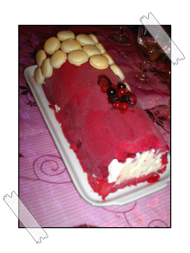 Buche,de,noel,glacee,fruits,rouges,vacherin.png