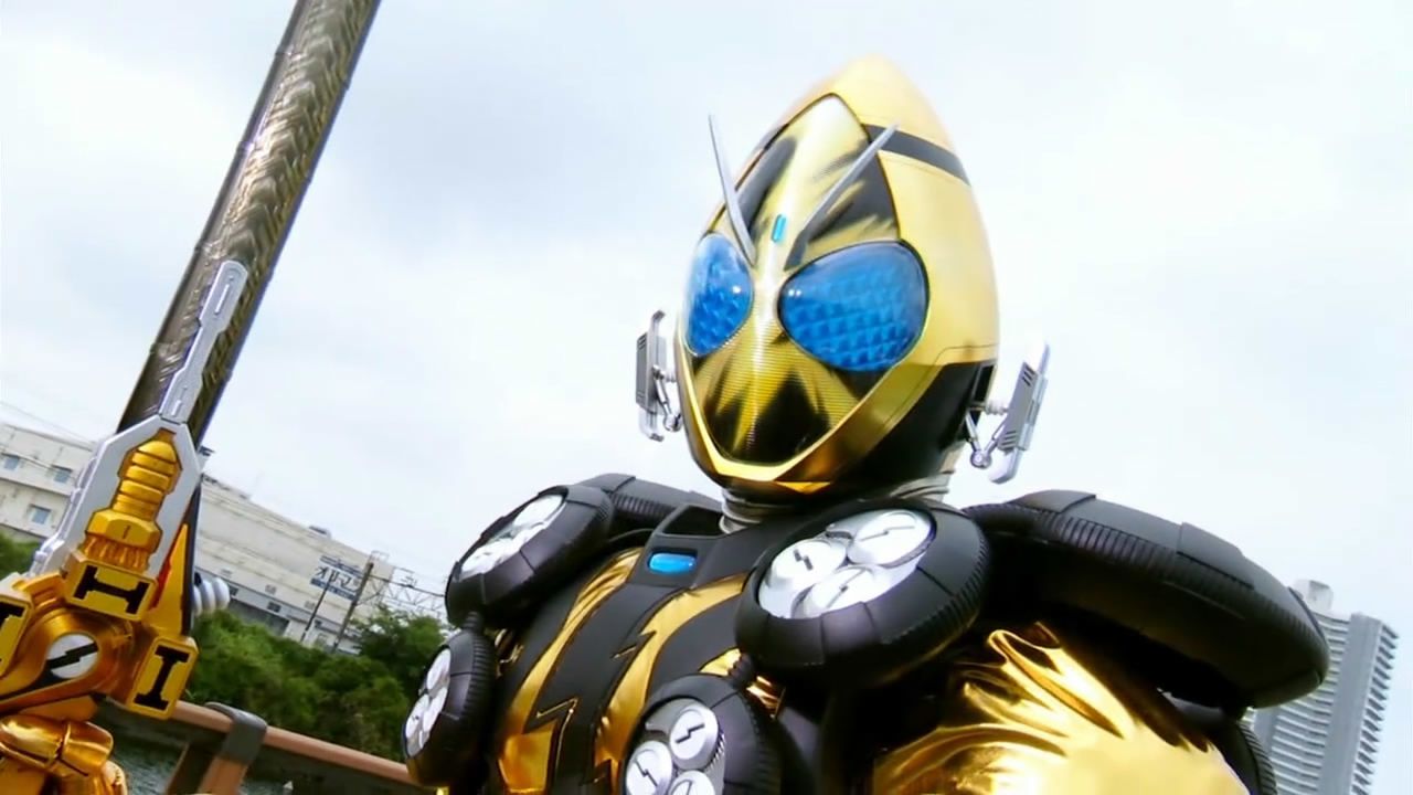 Et un nouvel épisode de Kamen Rider Fourze disponible en vostfr. 