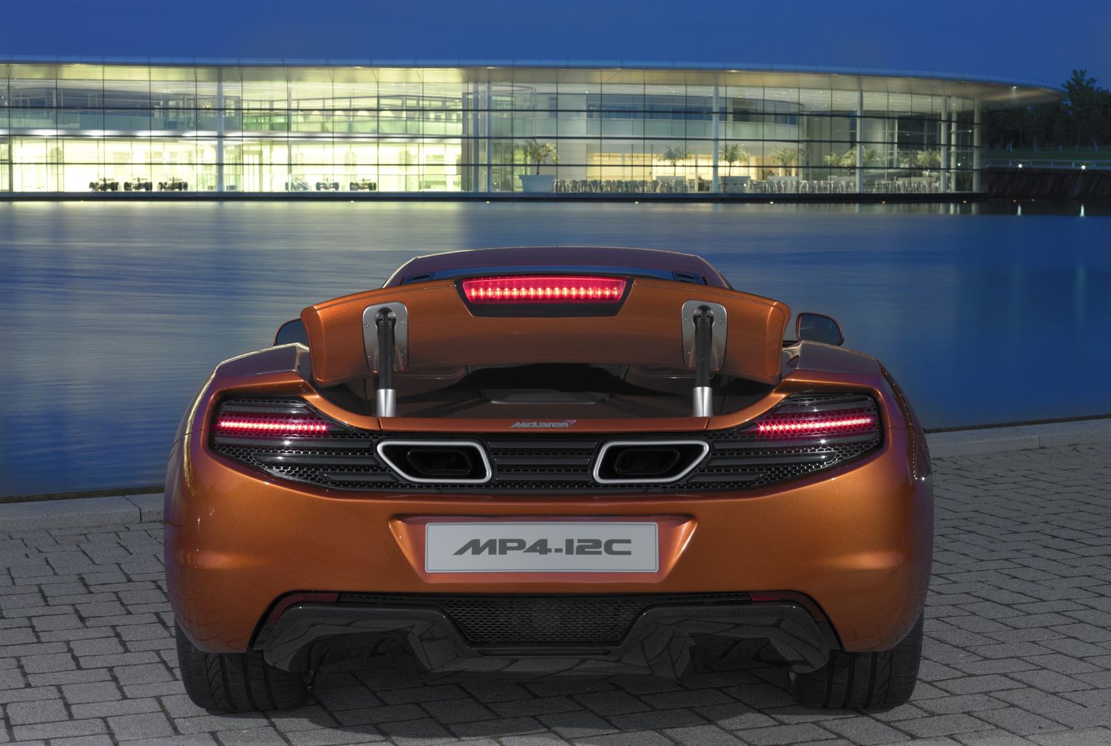 Brake steer and McLaren airbrake - McLaren MP4-12C