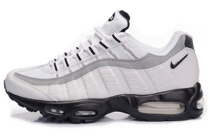 nike air max 95 leather trainers in triple white