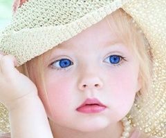 baby-blonde-blue-eyes-girl-hat-Favim.com-48876 thu-copie-1