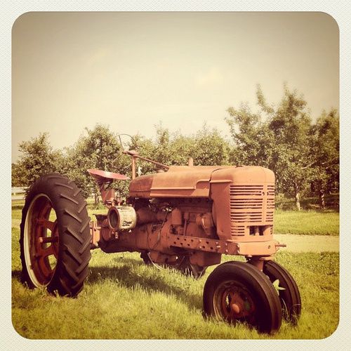 tracteur_vintage.jpg