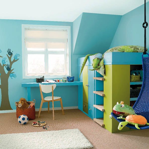 10 ambiances dulux valentine pour votre intérieur du goût et des ... Peinture chambres enfants mur bleu meuble bleu