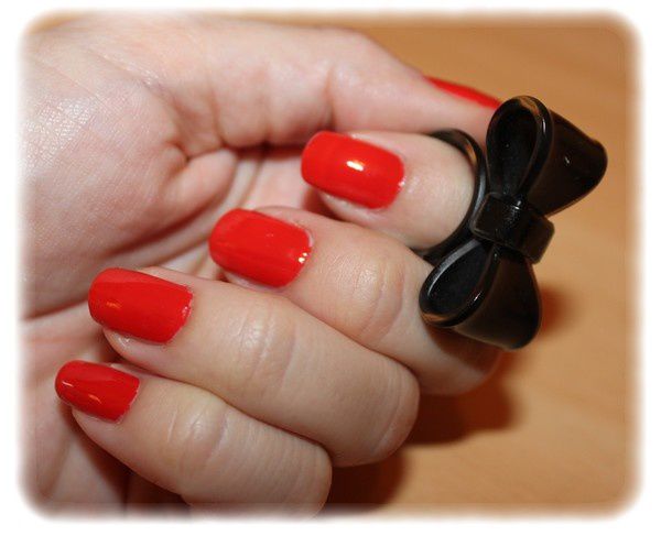 Ongles-rouges.jpg