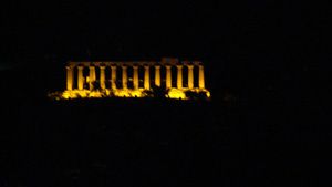 Agrigente---de-nuit-vallée de temples.jpg