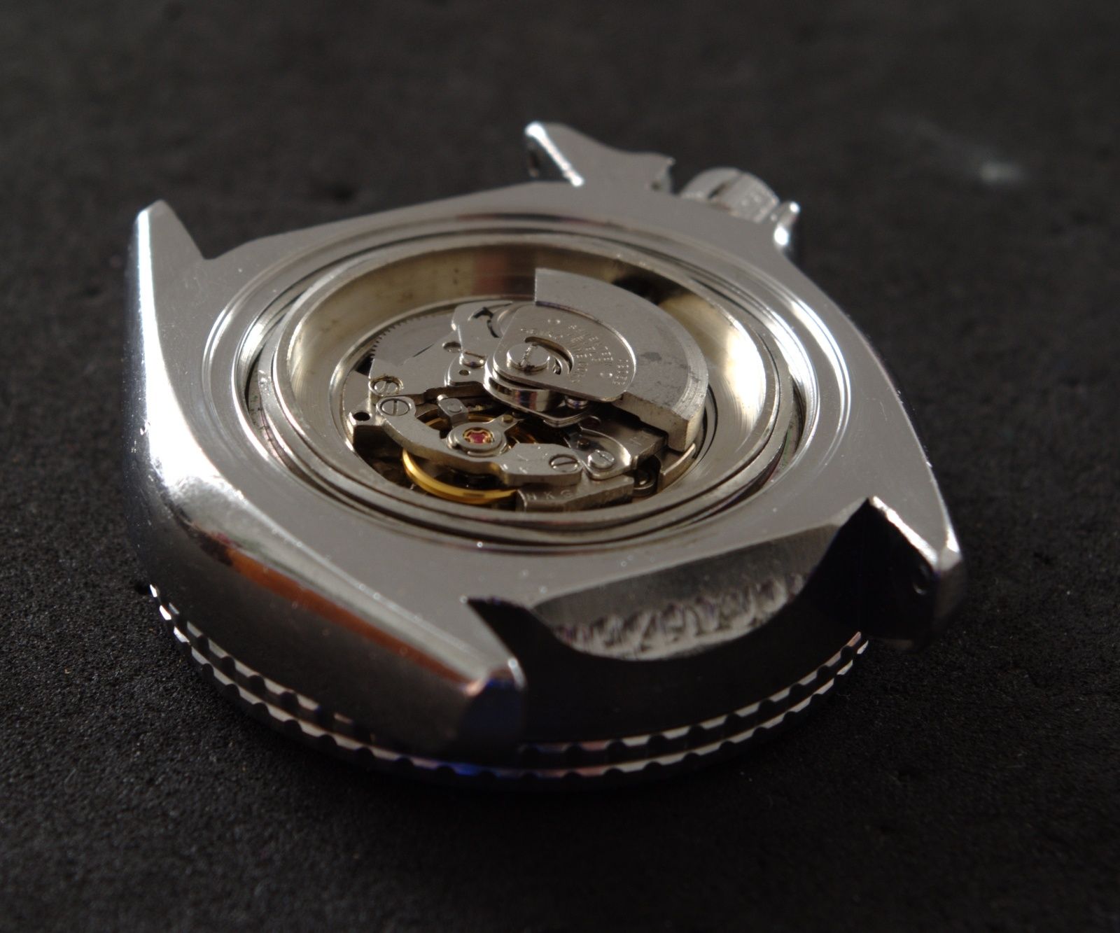 Seiko 4205 "midsize": le renouveau! IMGP1169