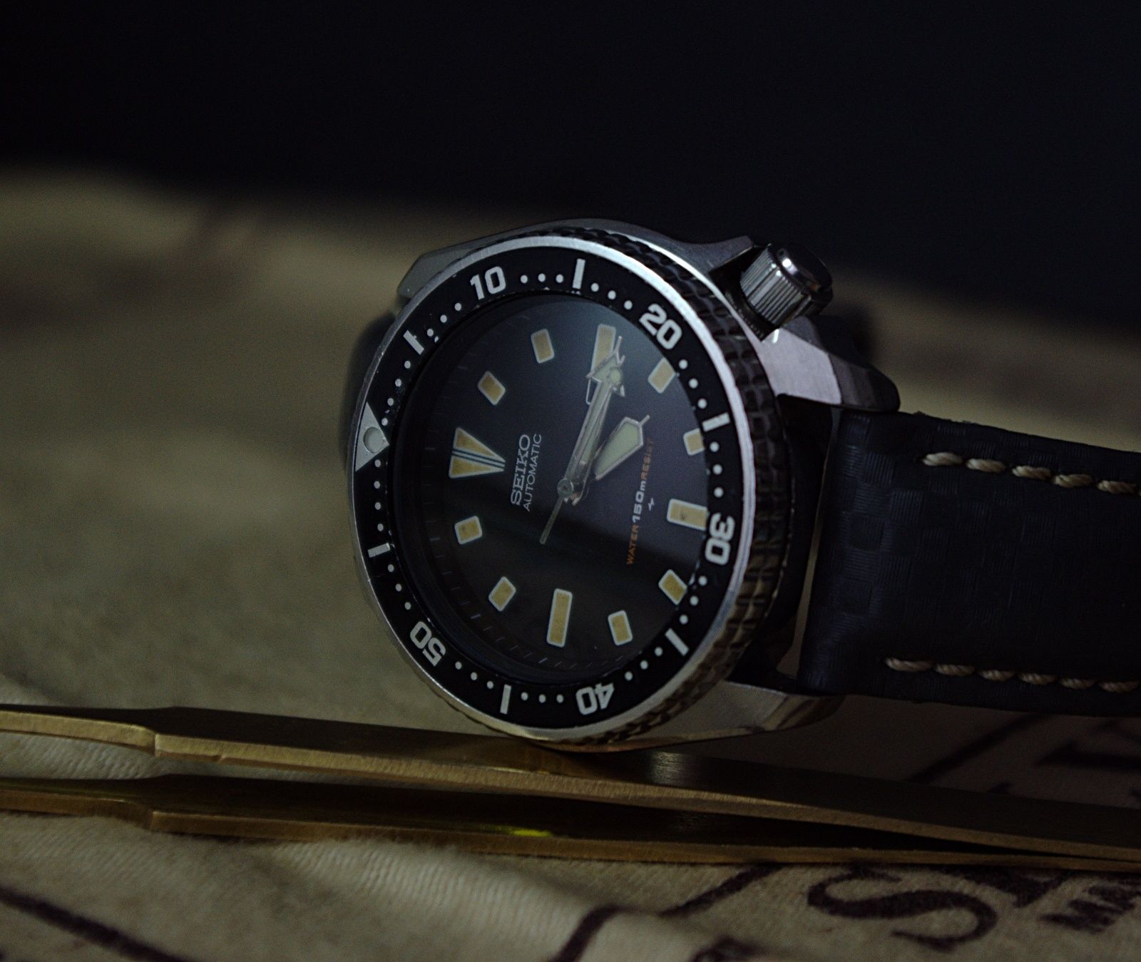 Seiko 4205 "midsize": le renouveau! IMGP1189