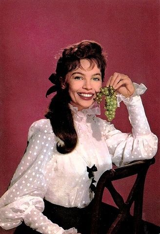 LESLIE CARON-23