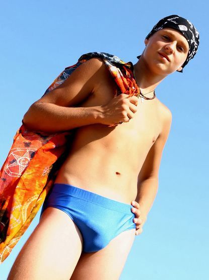 bite dans le slip cul de jeune bite dans le slip cul de jeune