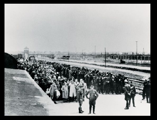 auschwitz-a-foto.jpg