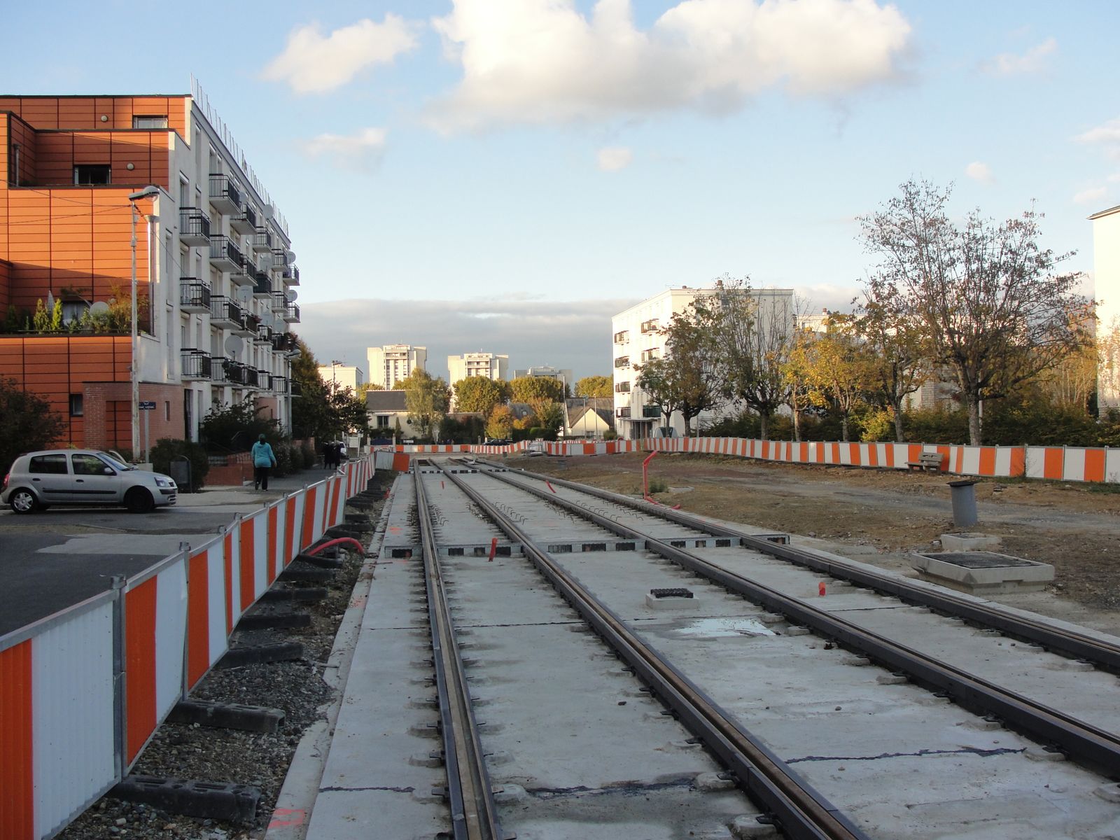 http://idata.over-blog.com/4/60/40/19/Construction-de-la-ligne---2011--3-/DSC00245.JPG
