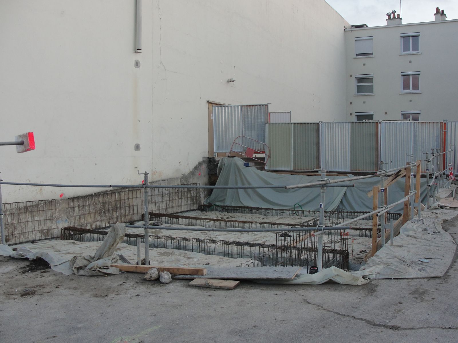 http://idata.over-blog.com/4/60/40/19/Construction-de-la-ligne---2011--3-/DSC00282.JPG