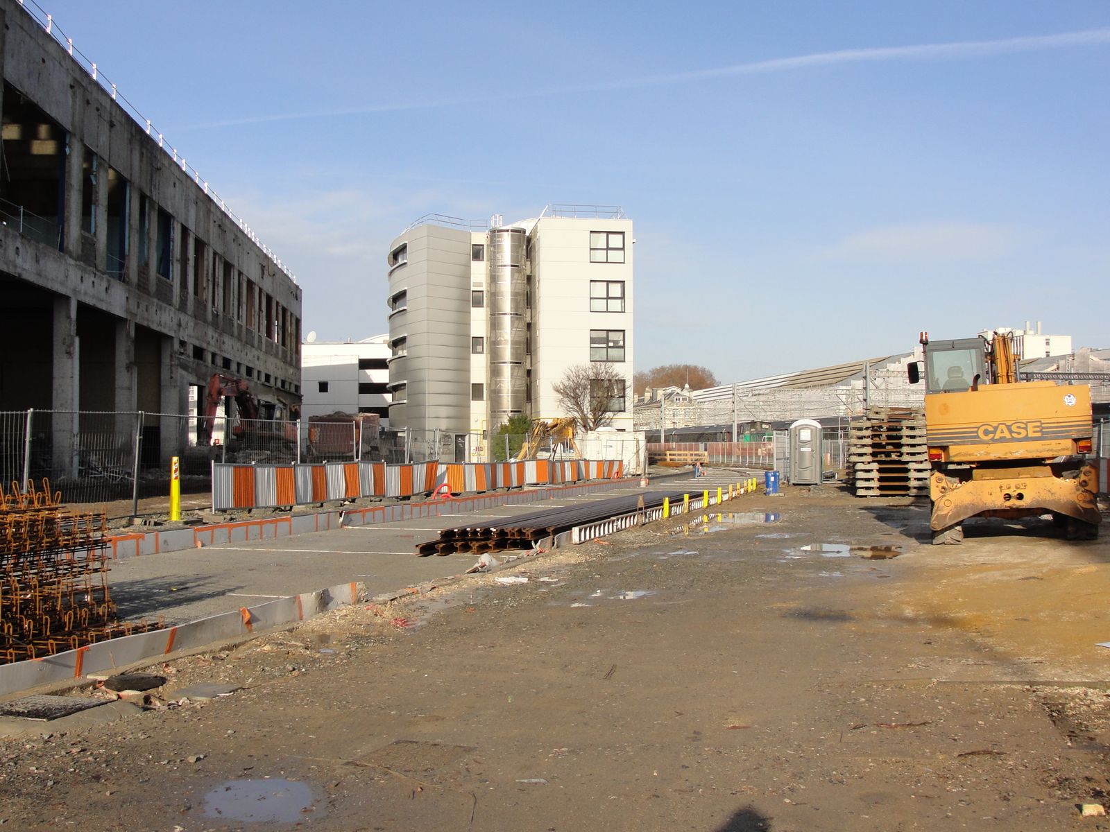 http://idata.over-blog.com/4/60/40/19/Construction-de-la-ligne---2011--3-/DSC00754.JPG