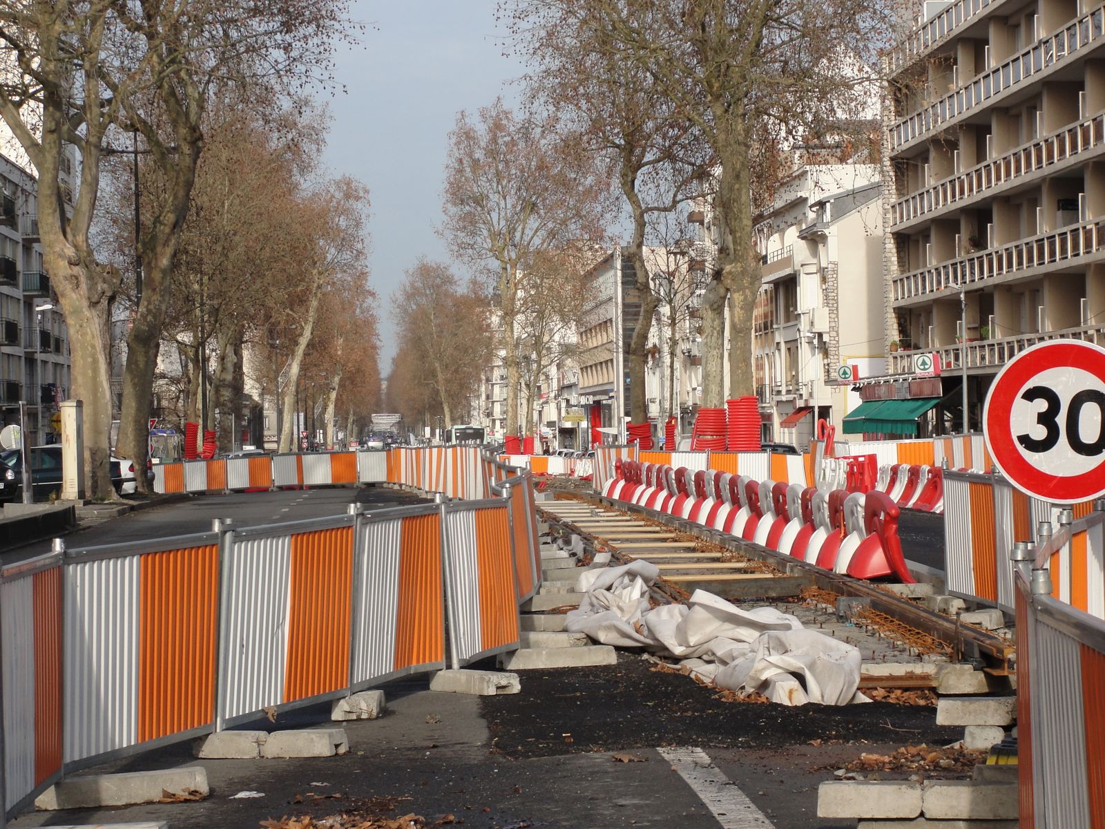 http://idata.over-blog.com/4/60/40/19/Construction-de-la-ligne---2011--3-/DSC00831.JPG