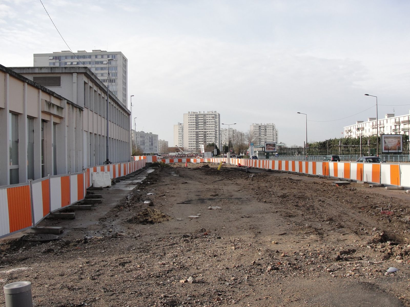 http://idata.over-blog.com/4/60/40/19/Construction-de-la-ligne---2011--3-/DSC00839.JPG