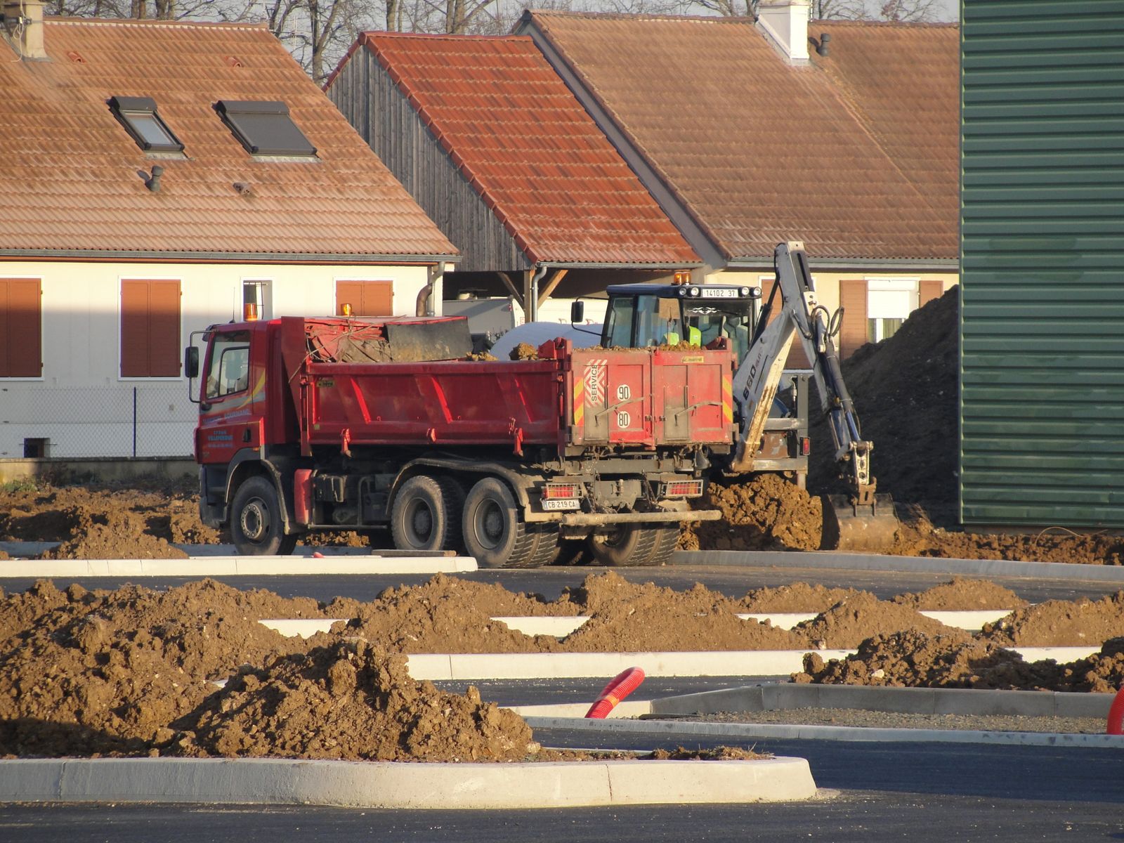 http://idata.over-blog.com/4/60/40/19/Construction-de-la-ligne---2011--3-/DSC00948.JPG