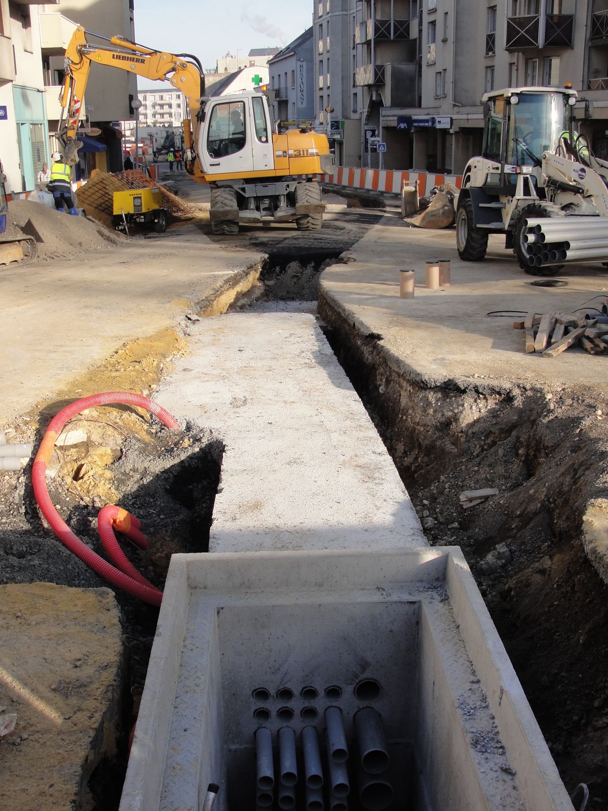 http://idata.over-blog.com/4/60/40/19/Construction-de-la-ligne---2011--3-/DSC01034.JPG