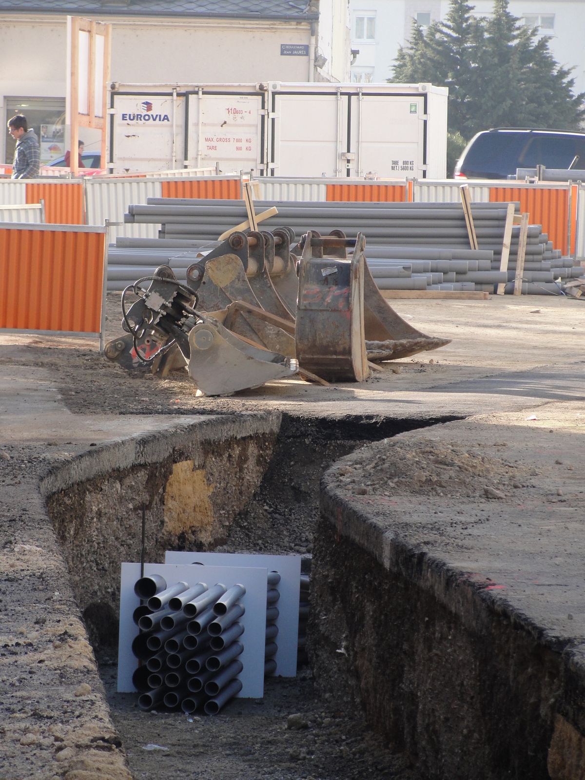 http://idata.over-blog.com/4/60/40/19/Construction-de-la-ligne---2011--3-/DSC01043.JPG