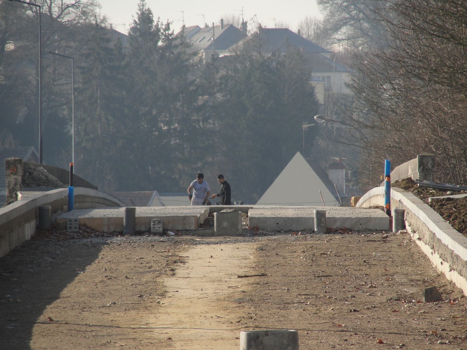 http://idata.over-blog.com/4/60/40/19/Construction-de-la-ligne---2011--3-/DSC01125.JPG