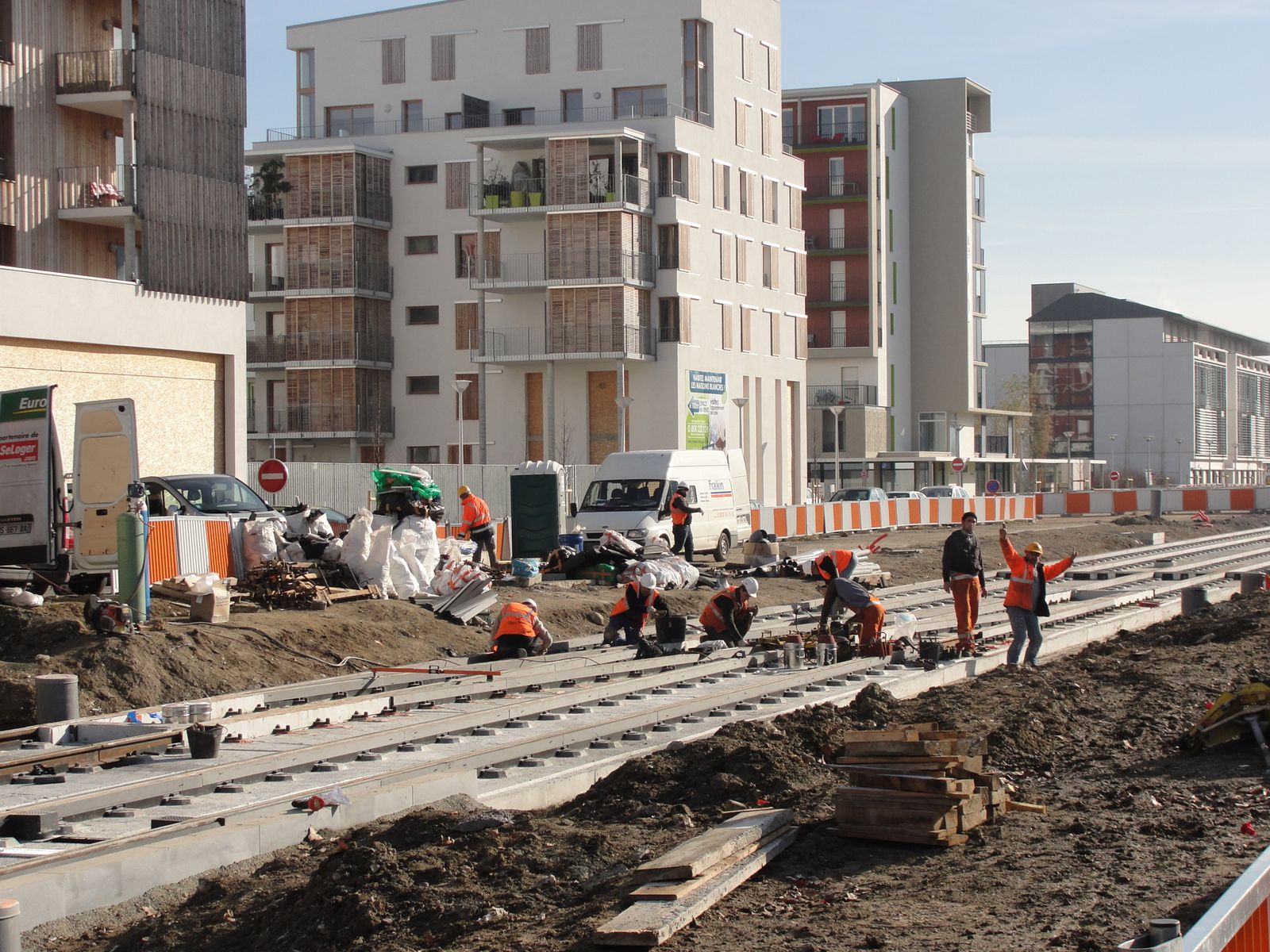 http://idata.over-blog.com/4/60/40/19/Construction-de-la-ligne---2011--3-/DSC01138.JPG