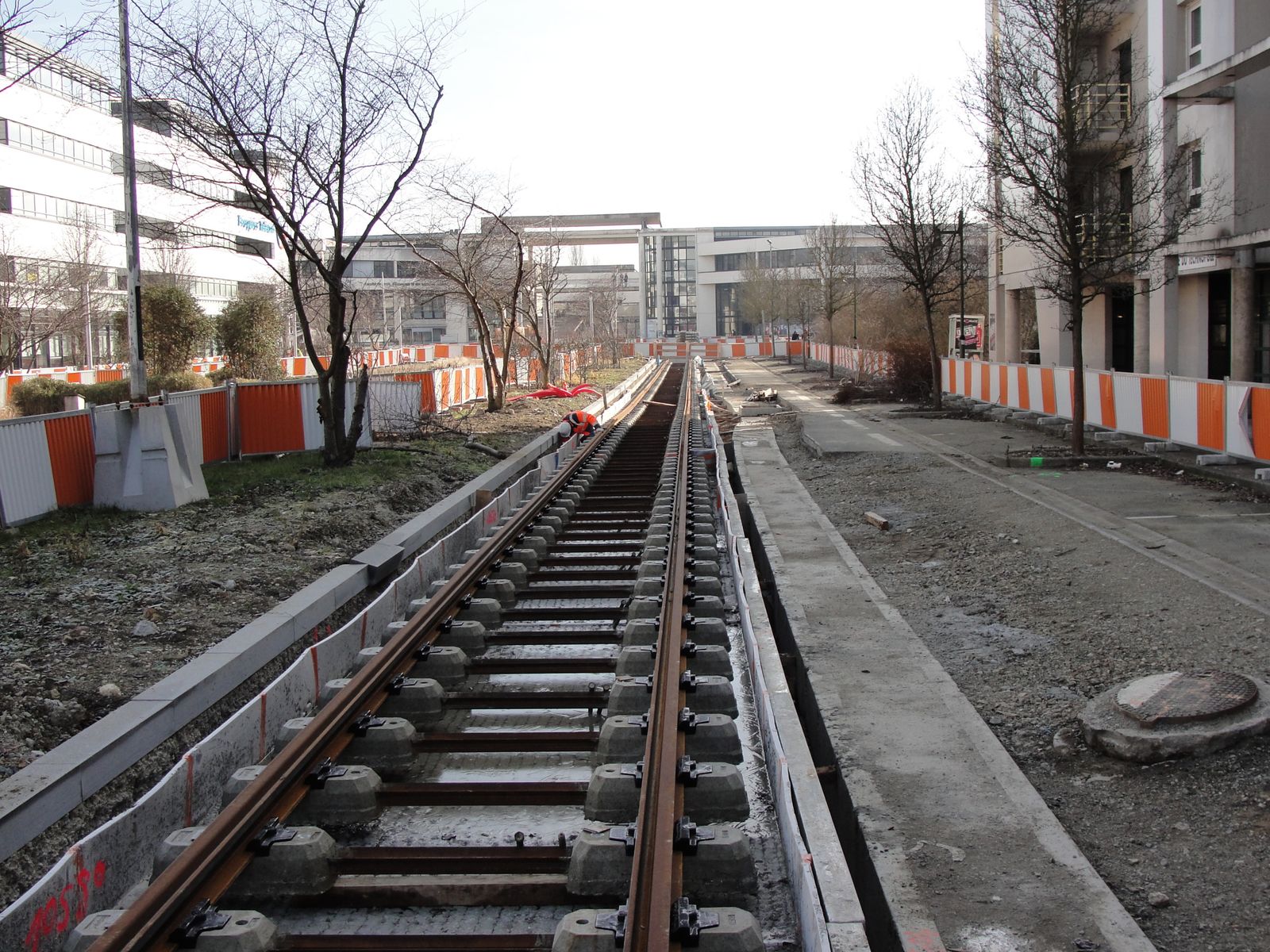http://idata.over-blog.com/4/60/40/19/Construction-de-la-ligne---2011--3-/DSC01146.JPG